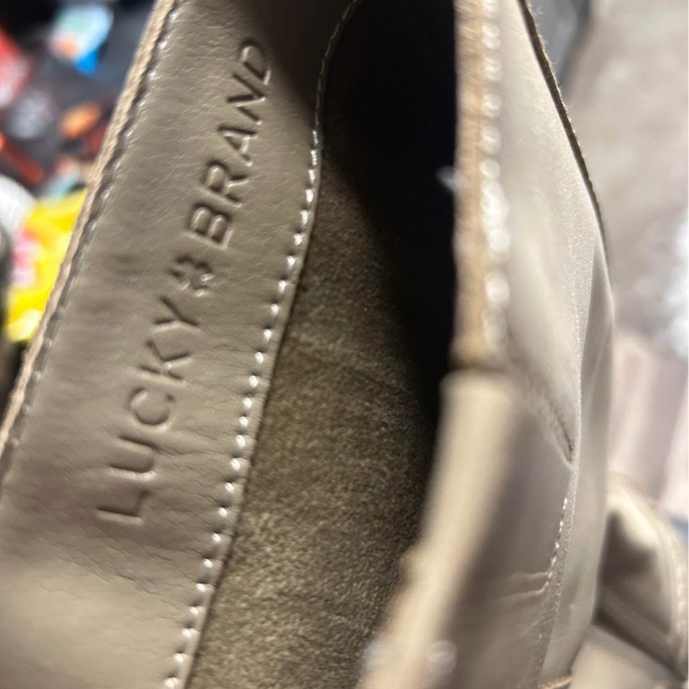 Lucky Brand Beige Leather Wallet